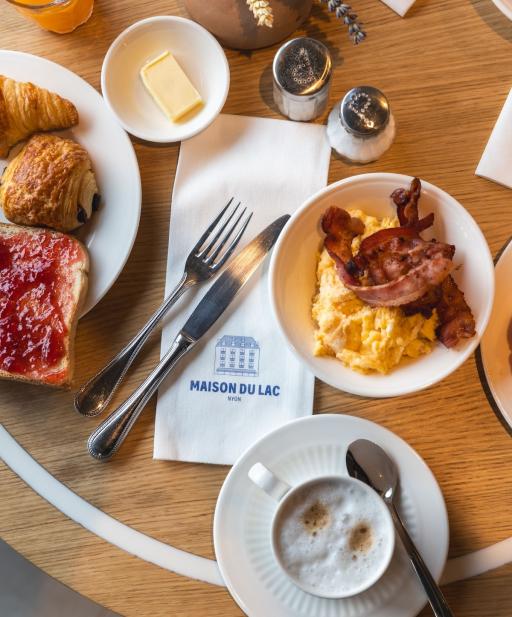 Maison du Lac - Petit-déjeuner