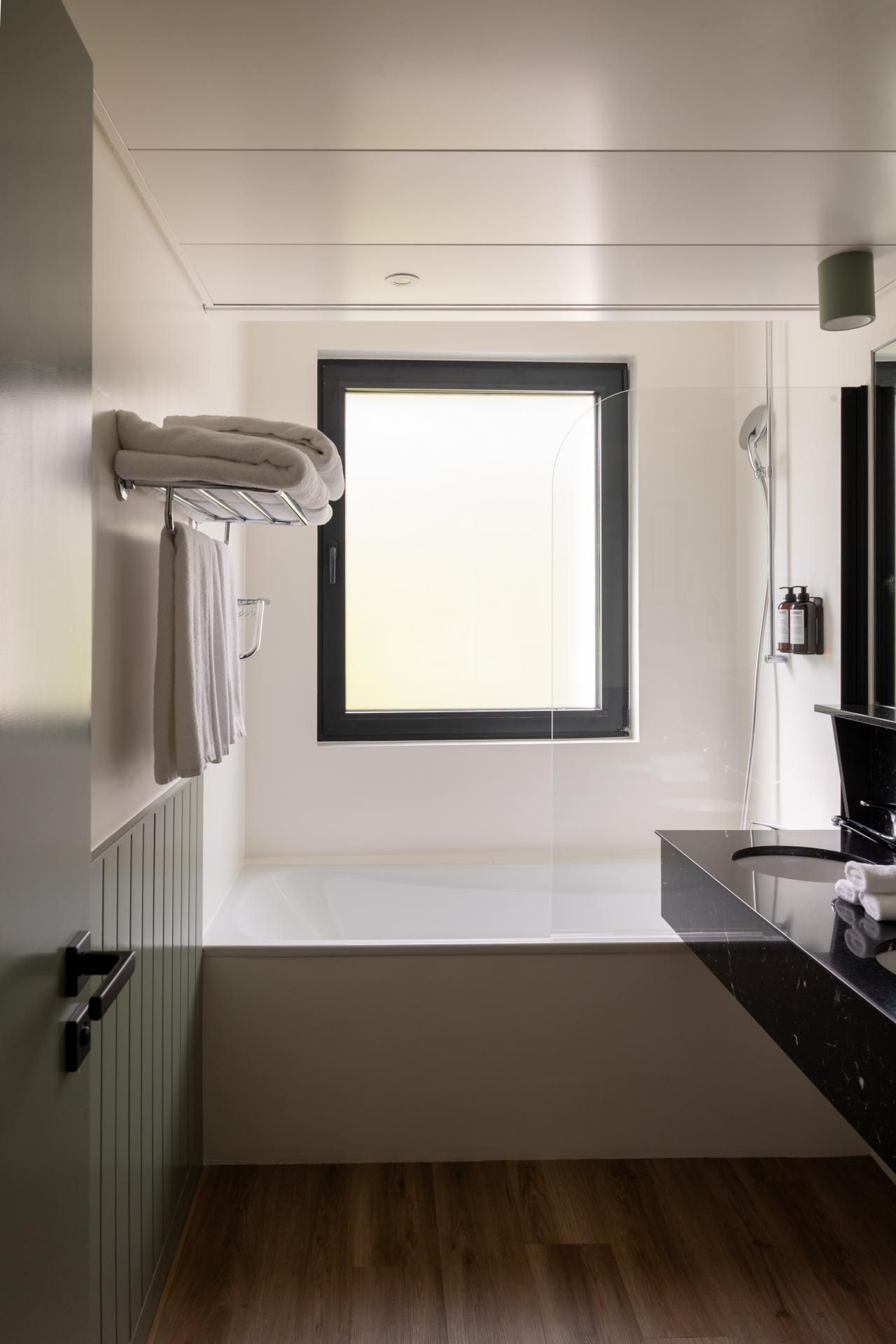 Maison du Lac - Salle de Bain Chambre Familiale